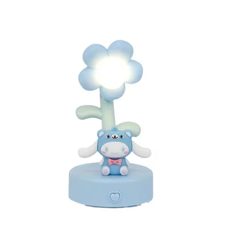 Populiari kūrybinių dovanų „Cinnamoroll Anime“ trispalvė stalinė lempa